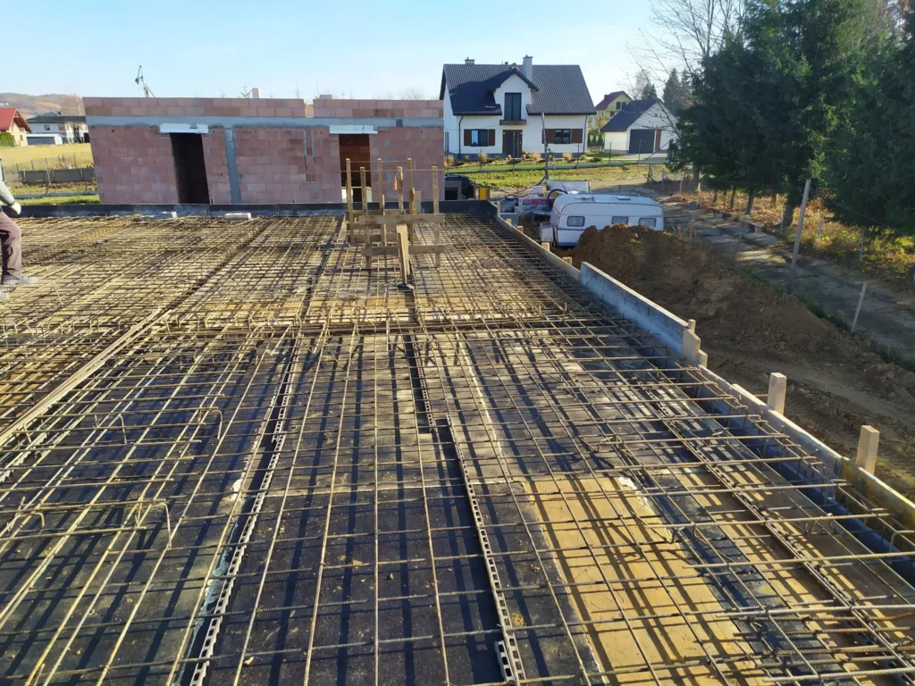Zbrojenie stropów domów w zabudowie bliźniaczej